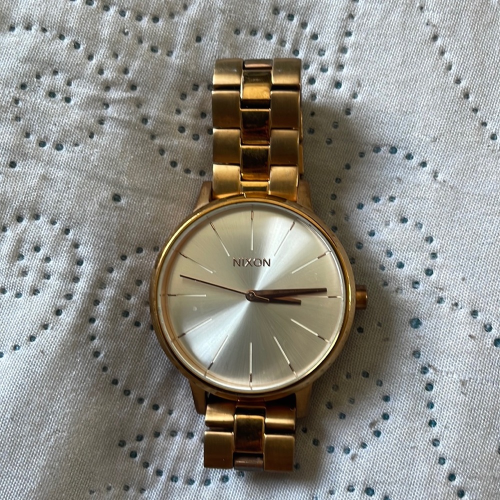 Nixon Watch.